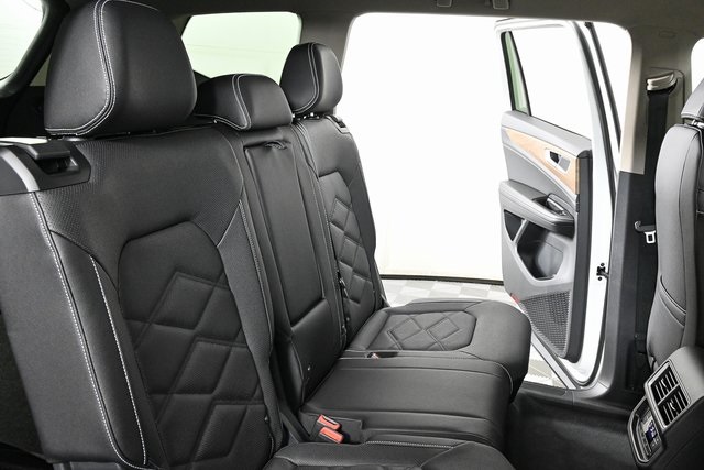 new 2026 Volkswagen Atlas car, priced at $43,411