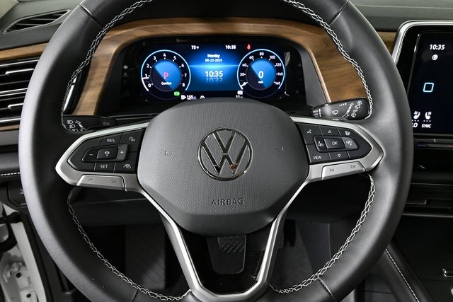 new 2026 Volkswagen Atlas car, priced at $43,411