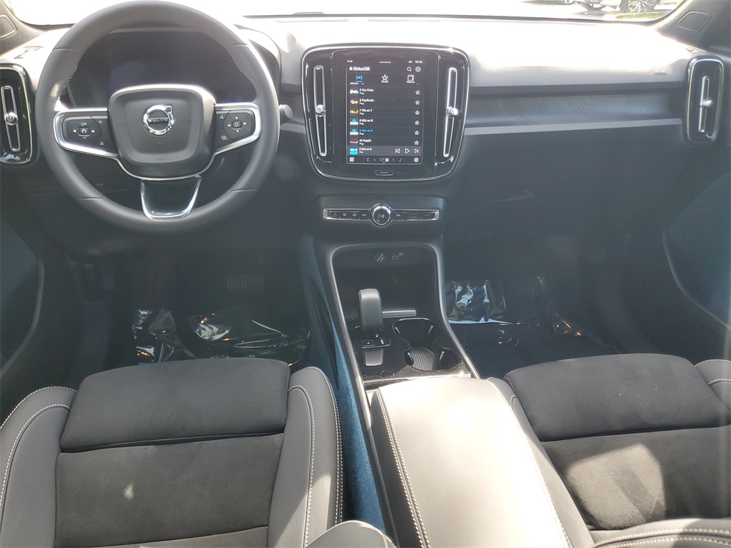 used 2023 Volvo C40 Recharge Pure Electric car, priced at $28,994