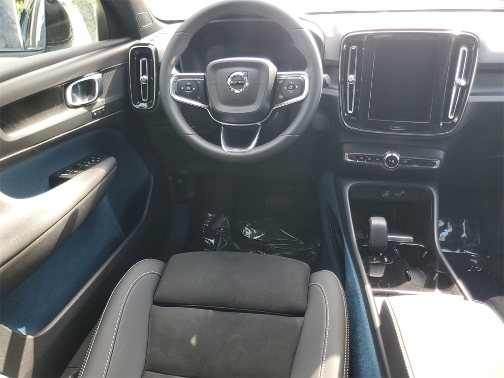 used 2023 Volvo C40 Recharge Pure Electric car, priced at $28,994