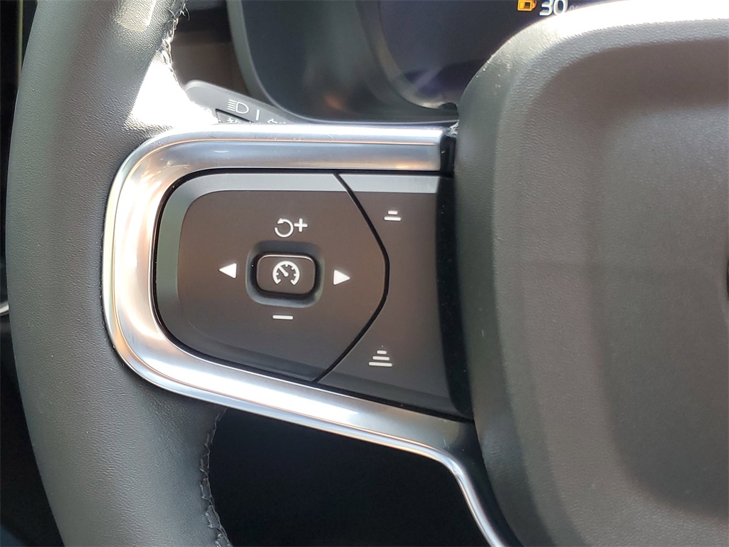 used 2023 Volvo C40 Recharge Pure Electric car, priced at $28,994
