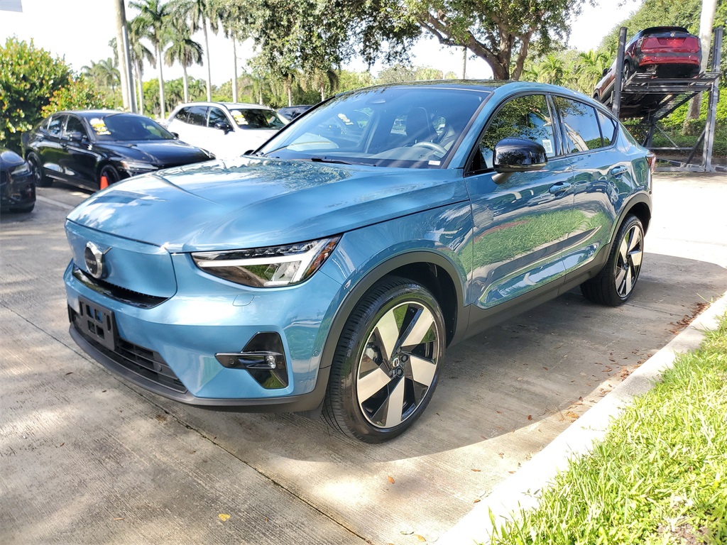 used 2023 Volvo C40 Recharge Pure Electric car, priced at $28,994