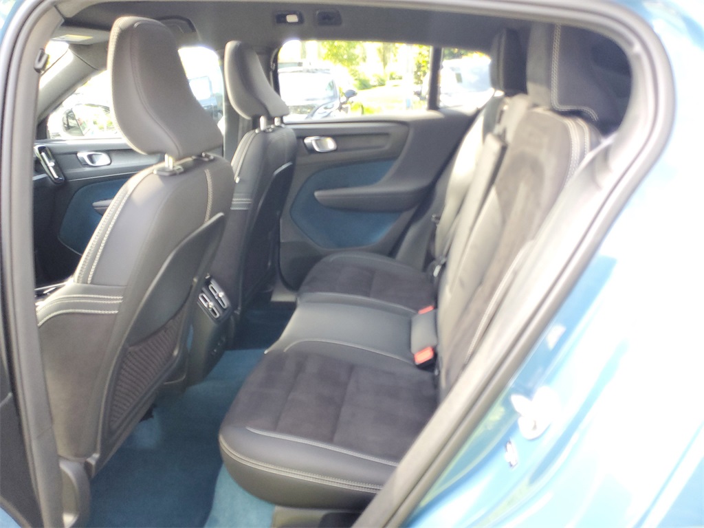 used 2023 Volvo C40 Recharge Pure Electric car, priced at $28,994