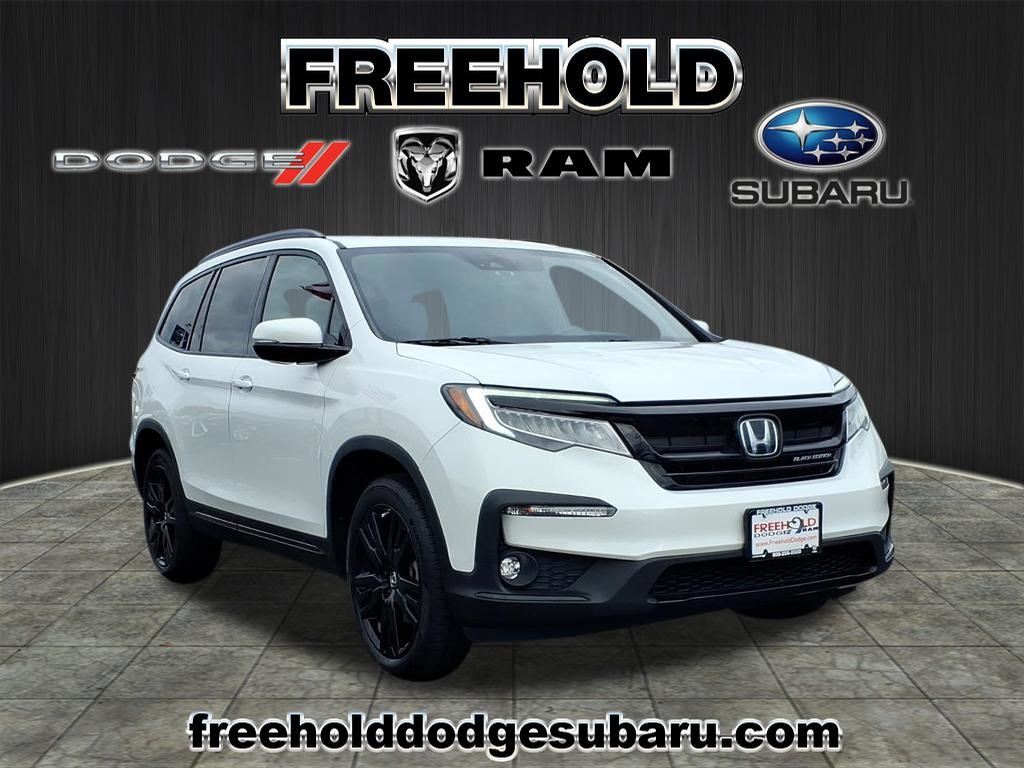 used 2022 Honda Pilot car, priced at $29,900
