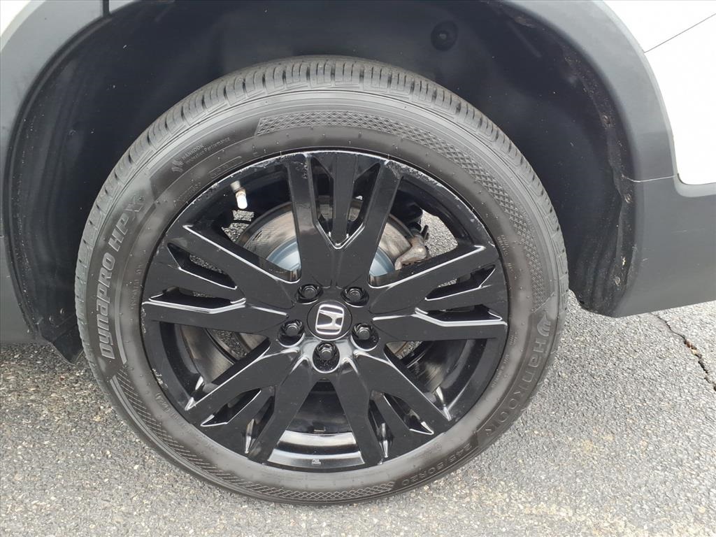 used 2022 Honda Pilot car, priced at $29,900