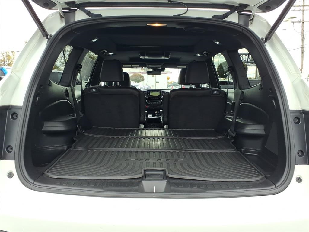 used 2022 Honda Pilot car, priced at $29,900