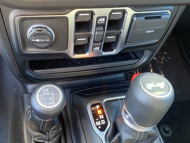 new 2025 Jeep Wrangler car, priced at $37,264