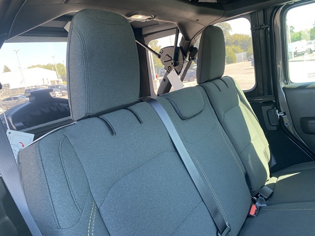 new 2025 Jeep Wrangler car, priced at $37,264