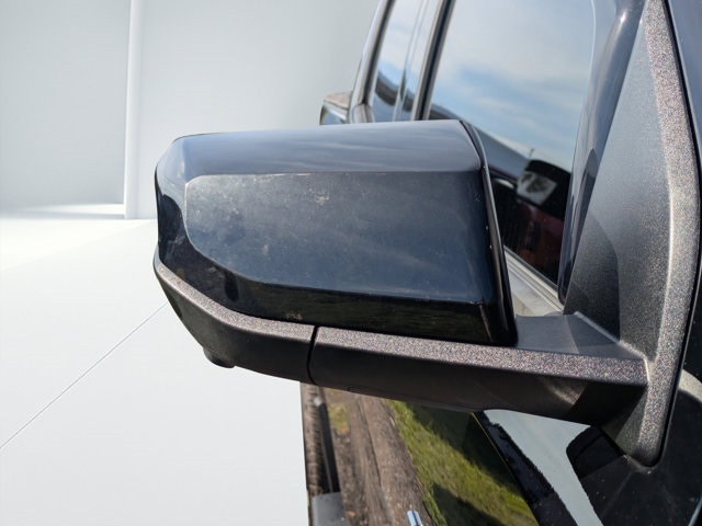 used 2024 Chevrolet Colorado car, priced at $29,202