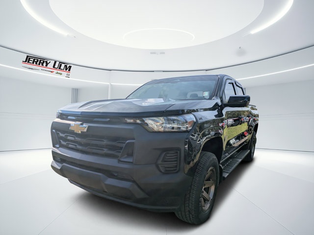 used 2024 Chevrolet Colorado car, priced at $29,202
