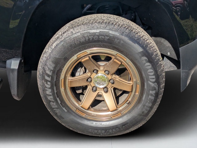 used 2024 Chevrolet Colorado car, priced at $29,202
