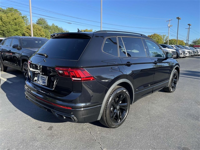 used 2024 Volkswagen Tiguan car, priced at $31,300