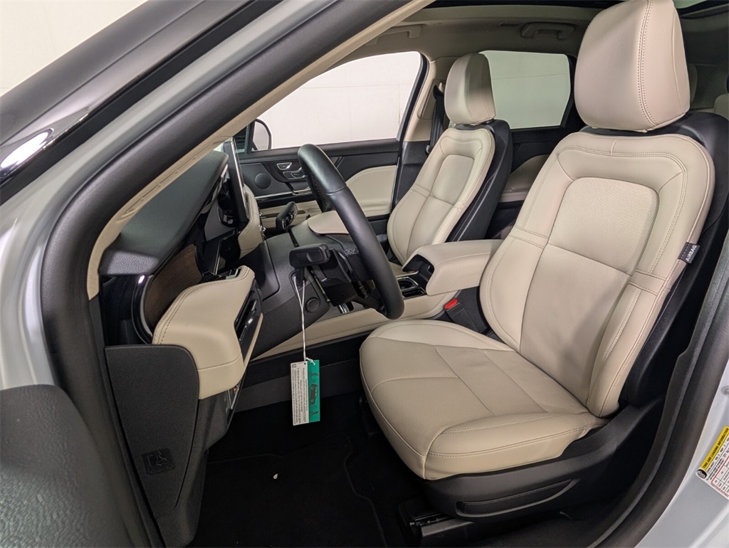 new 2025 Lincoln Corsair car, priced at $58,368
