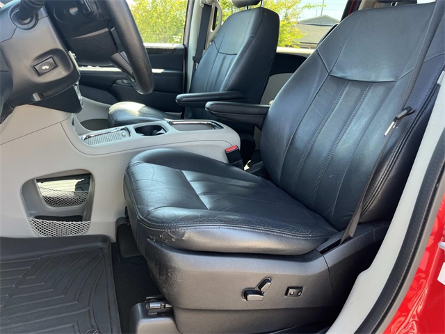 used 2014 Dodge Grand Caravan car, priced at $9,998