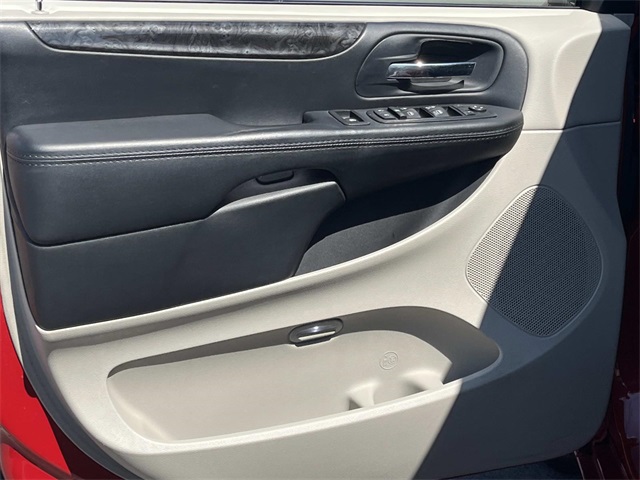 used 2014 Dodge Grand Caravan car, priced at $9,998