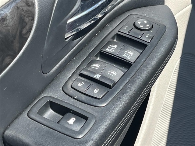 used 2014 Dodge Grand Caravan car, priced at $9,998