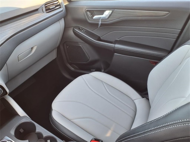 new 2025 Ford Escape Hybrid car, priced at $35,164