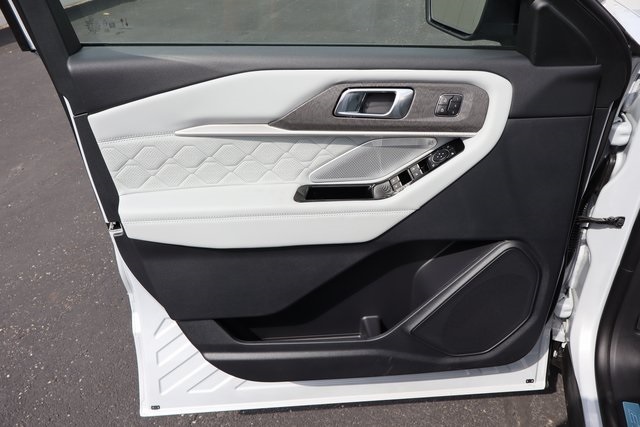 new 2025 Ford Explorer car, priced at $56,469
