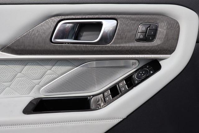 new 2025 Ford Explorer car, priced at $56,469
