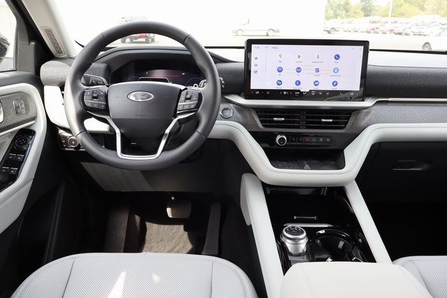 new 2025 Ford Explorer car, priced at $56,469