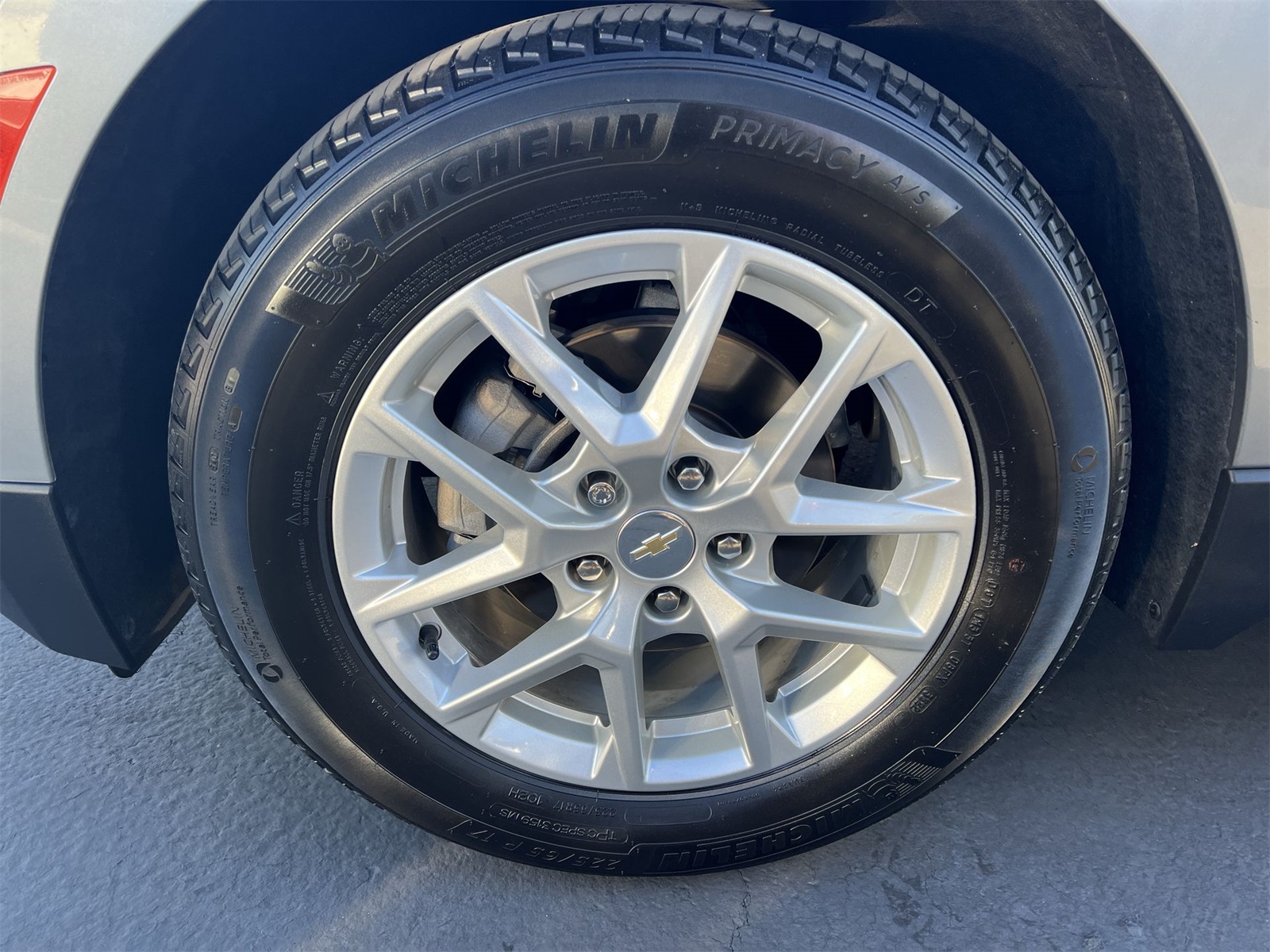 used 2023 Chevrolet Equinox car, priced at $21,991