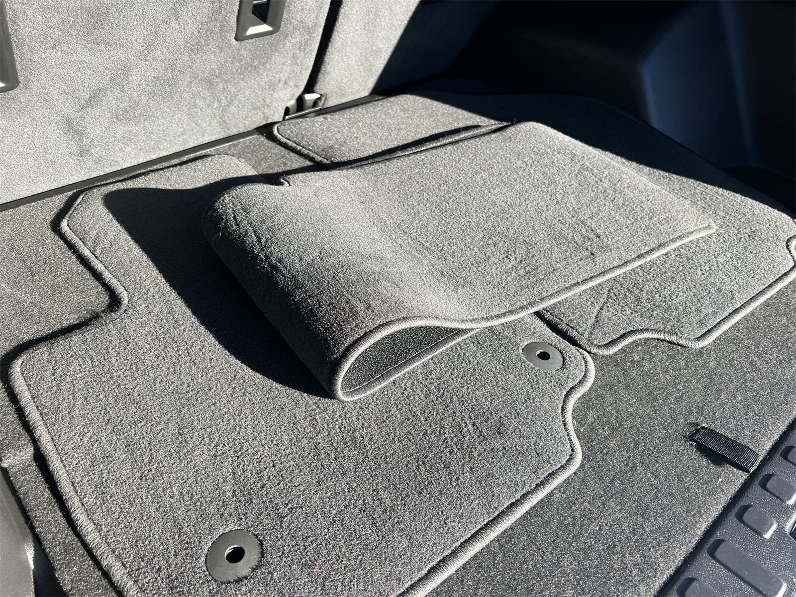 used 2023 Chevrolet Equinox car, priced at $21,991