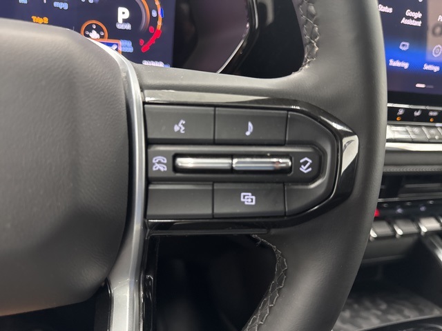 used 2024 Chevrolet Colorado car, priced at $35,226