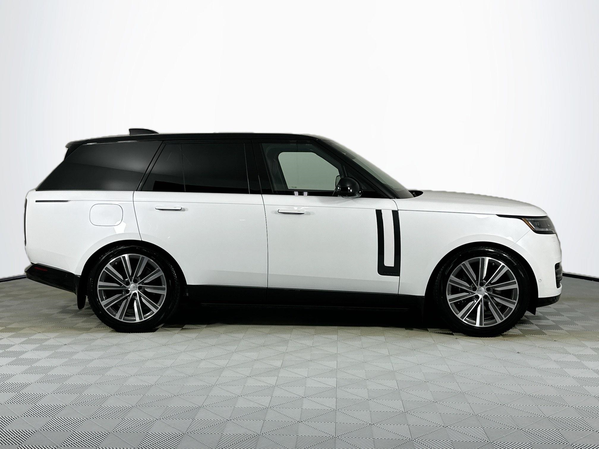 new 2025 Land Rover Range Rover Plug-In Hybrid car, priced at $166,755