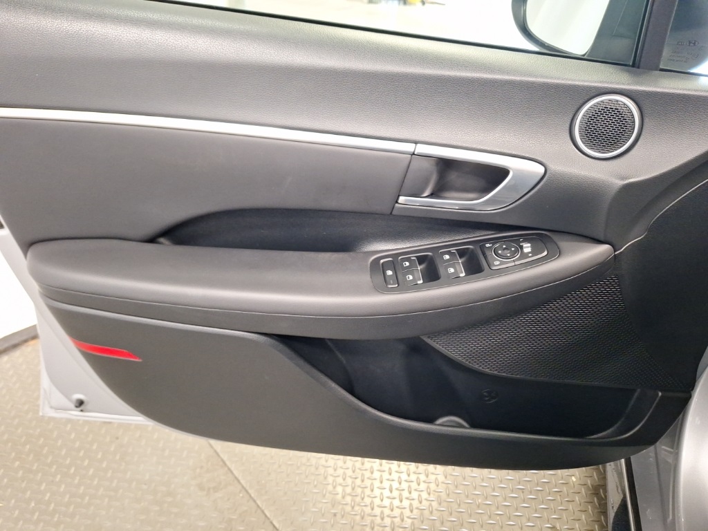 used 2023 Hyundai Sonata car, priced at $20,884