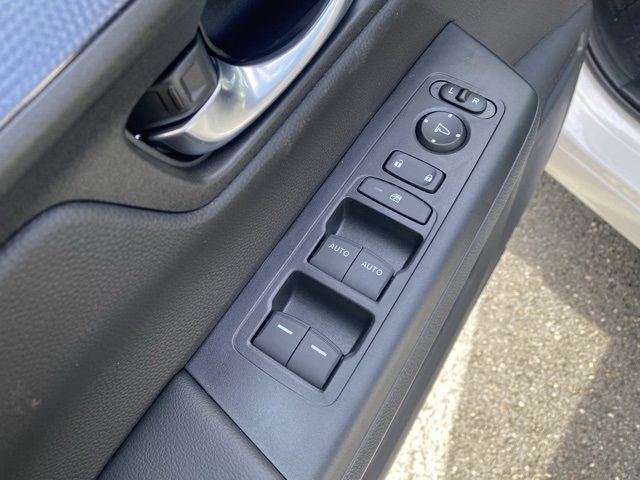 new 2026 Honda CR-V Hybrid car, priced at $36,693