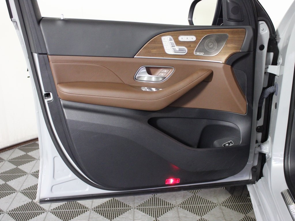 used 2024 Mercedes-Benz GLE car, priced at $58,888