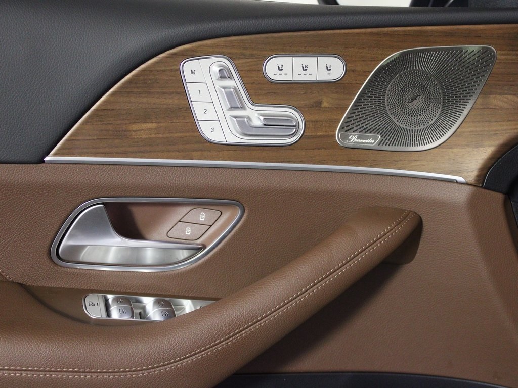 used 2024 Mercedes-Benz GLE car, priced at $58,888