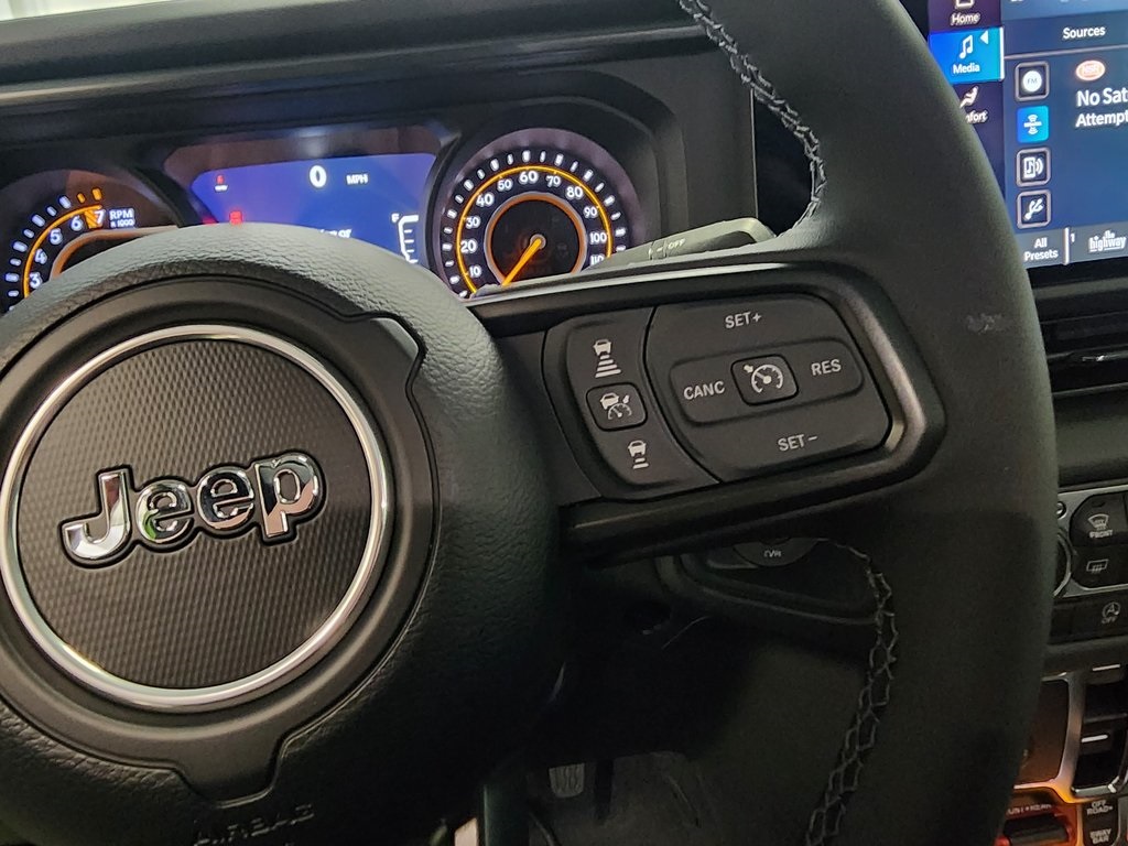 new 2025 Jeep Gladiator car, priced at $55,743