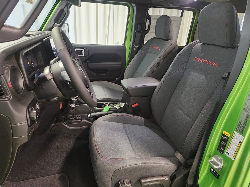 new 2025 Jeep Gladiator car, priced at $55,743