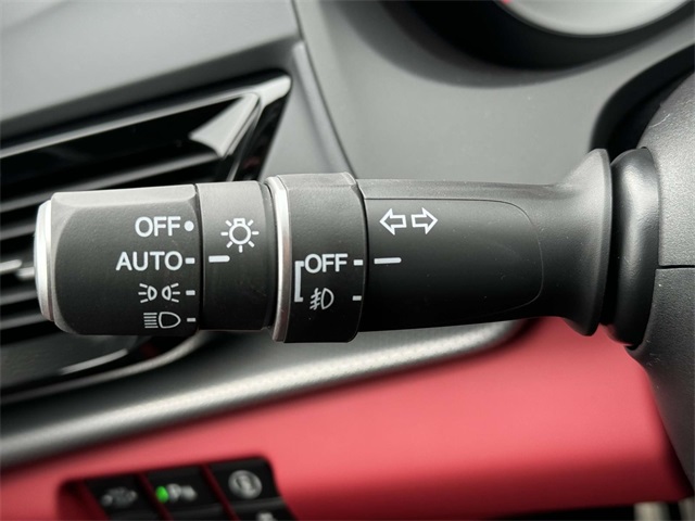 new 2025 Acura RDX car, priced at $56,400