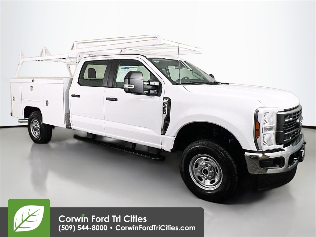 new 2025 Ford F-350SD car, priced at $69,200