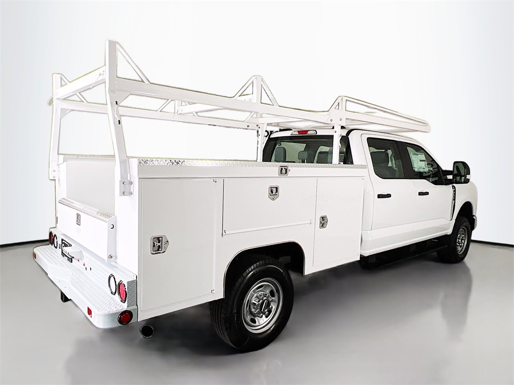 new 2025 Ford F-350SD car, priced at $69,200