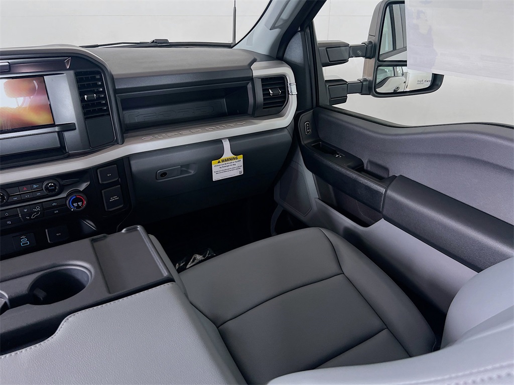 new 2025 Ford F-350SD car, priced at $69,200