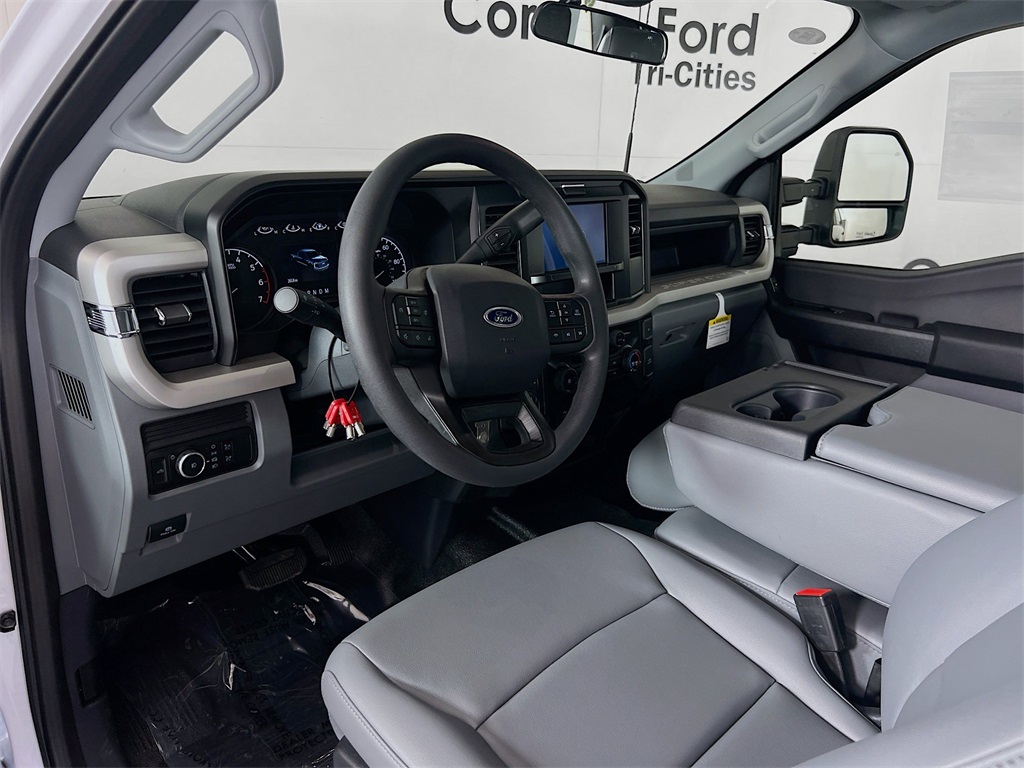 new 2025 Ford F-350SD car, priced at $69,200