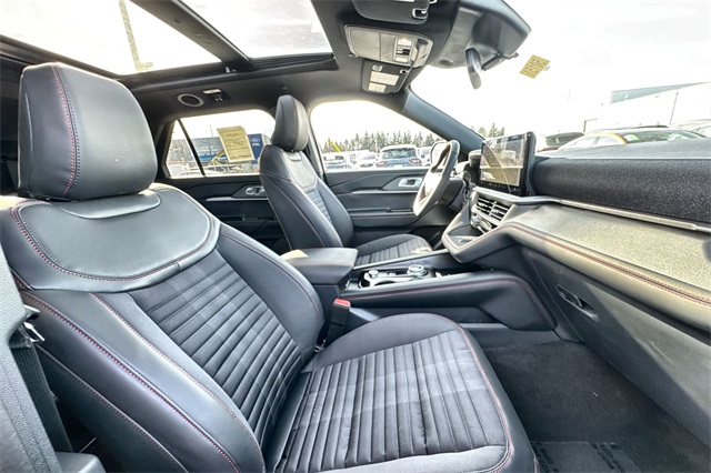 new 2025 Ford Explorer car, priced at $51,775