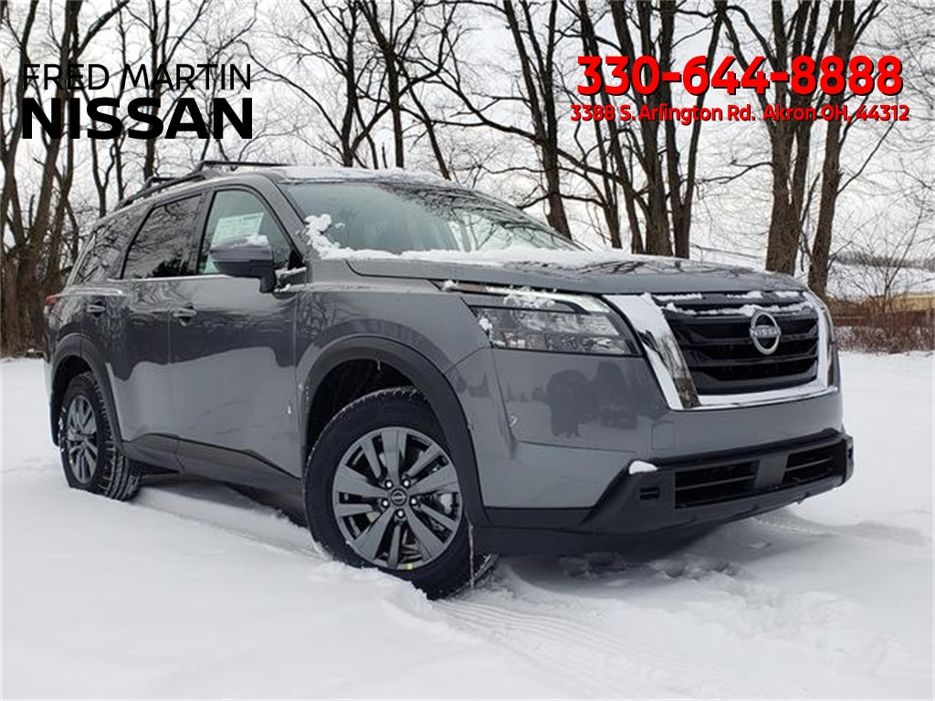 new 2025 Nissan Pathfinder car, priced at $42,978