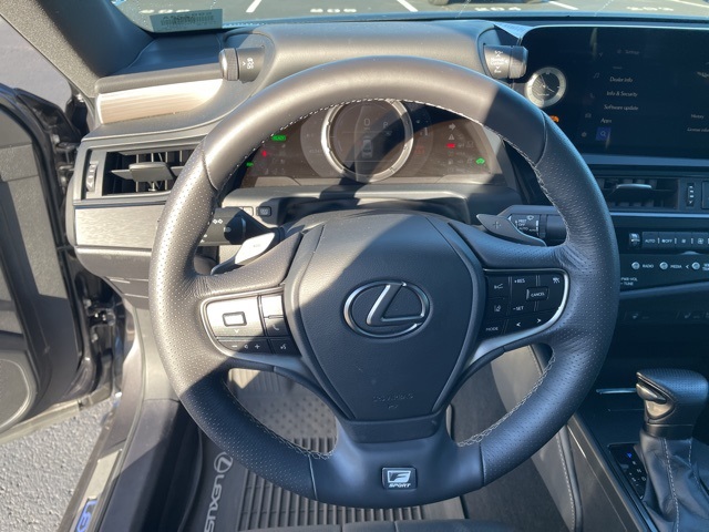 used 2023 Lexus ES car, priced at $40,940