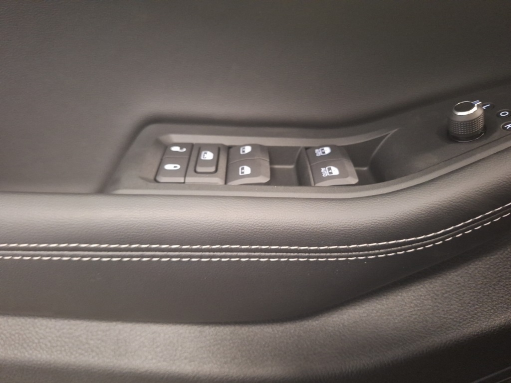 new 2025 Jeep Grand Cherokee L car, priced at $49,499