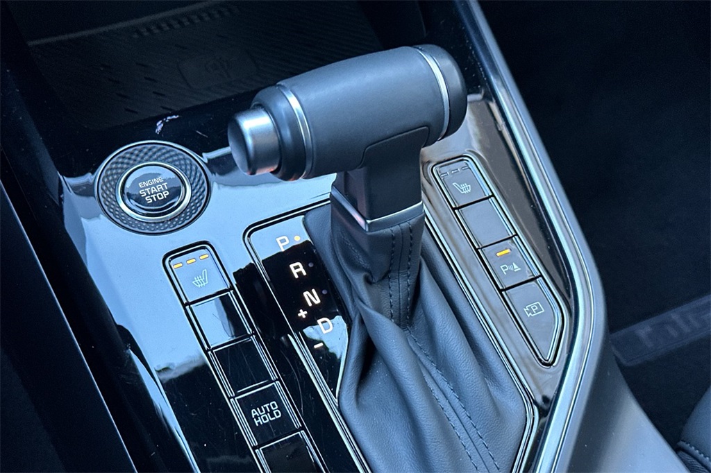 used 2025 Kia Niro car, priced at $26,977