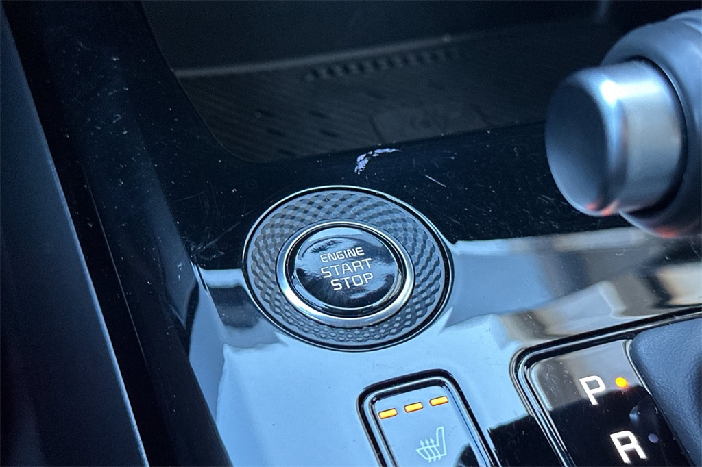 used 2025 Kia Niro car, priced at $26,977