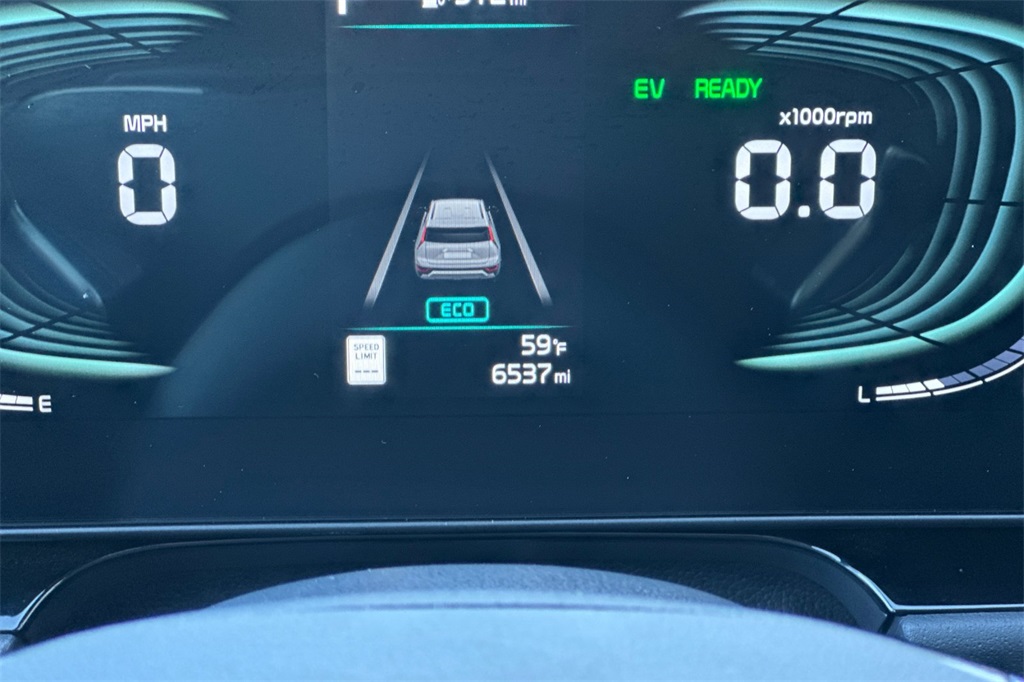 used 2025 Kia Niro car, priced at $26,977