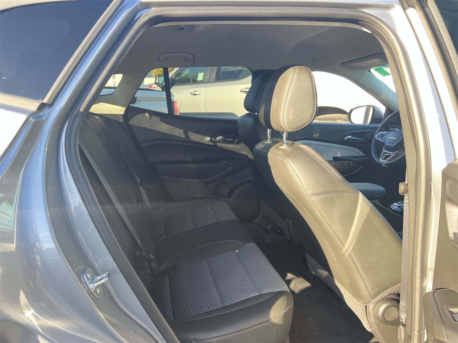 used 2025 Chevrolet Trax car, priced at $22,991