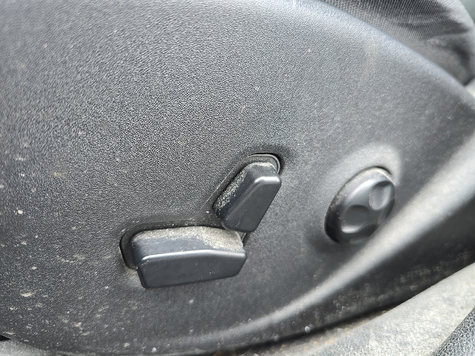 used 2014 Dodge Dart car, priced at $6,897