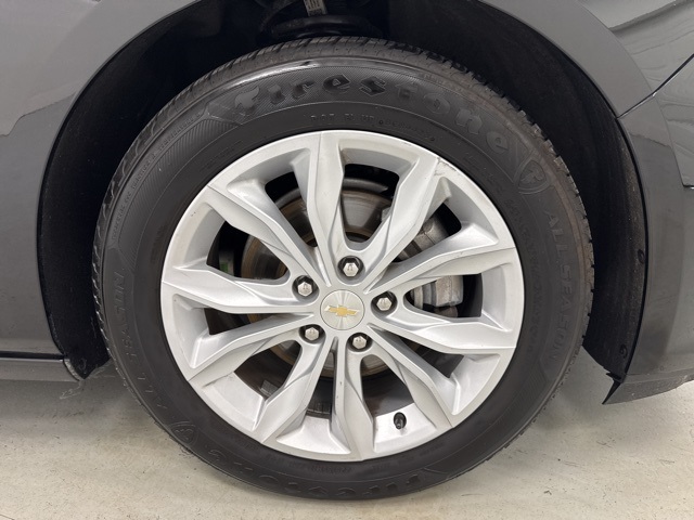 used 2023 Chevrolet Malibu car, priced at $19,999