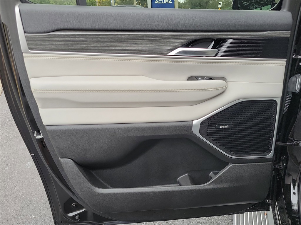 used 2024 Jeep Wagoneer L car, priced at $66,998